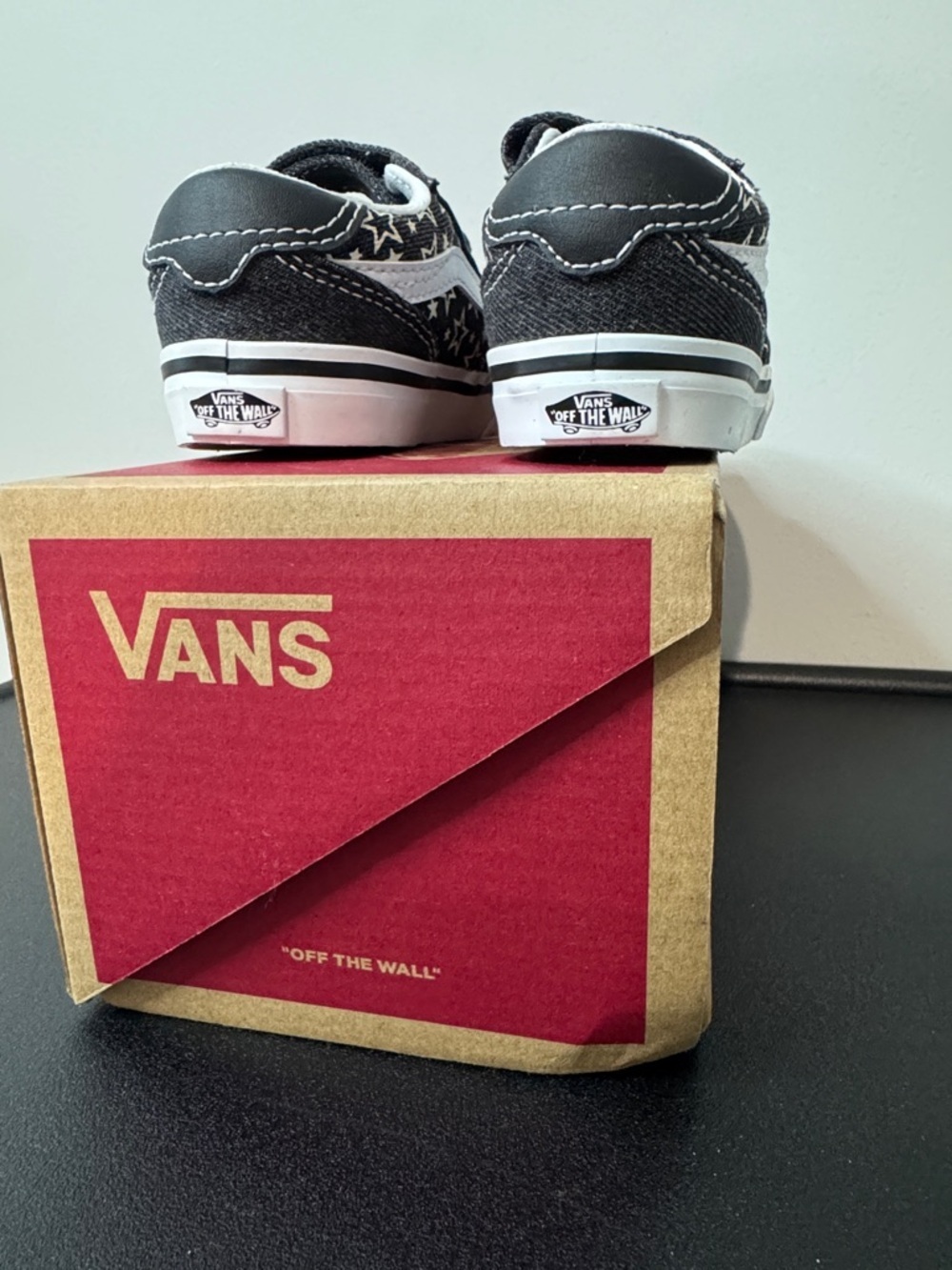 Vans Brooklyn Ls V Stars Black Canvas Velcro Sneakers Toddler Size 8 New NIB - Picture 8 of 11